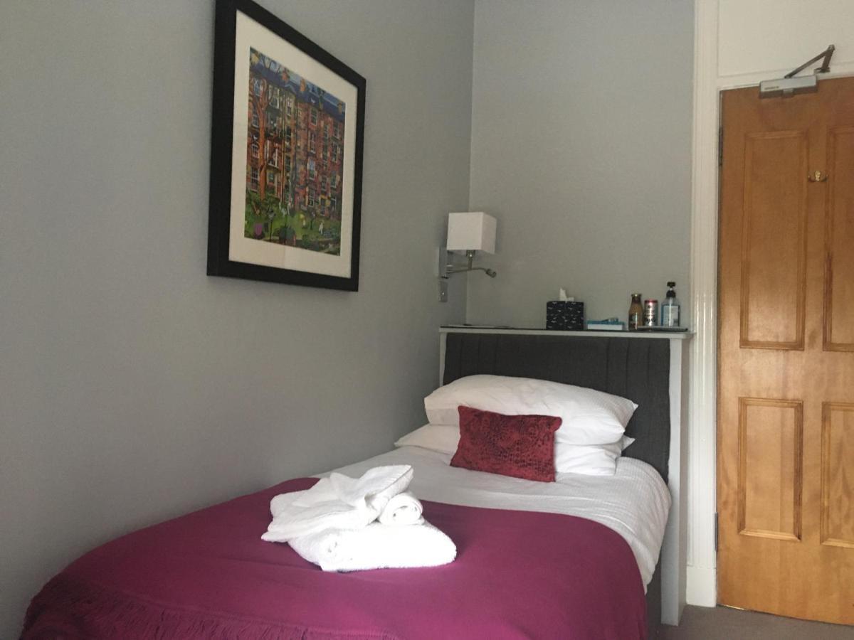 Hotel The Conifers Edinburgh Exterior foto